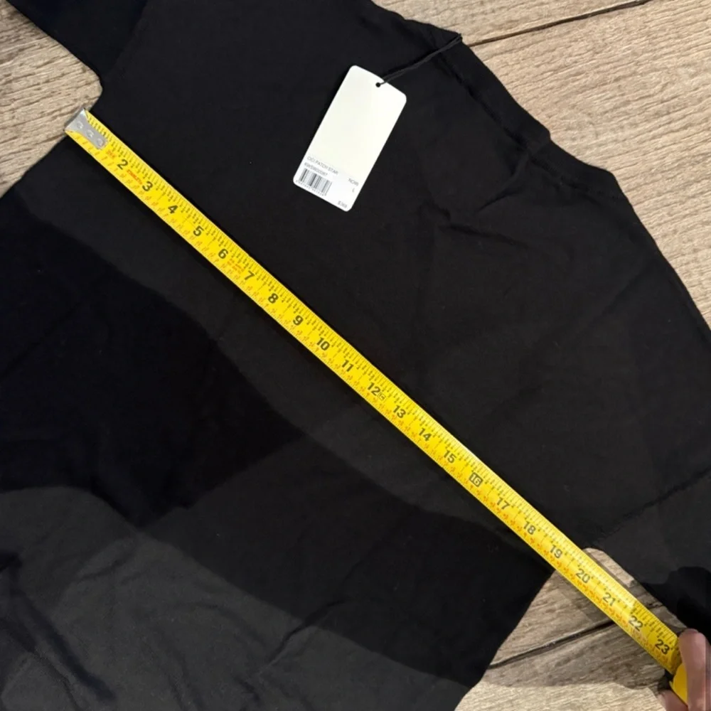 Zadig & Voltaire Cece Star Patch Cashmere Sweater in Black. - Picture 9 of 11